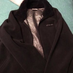 Women’s medium Columbia thermal lined jacket